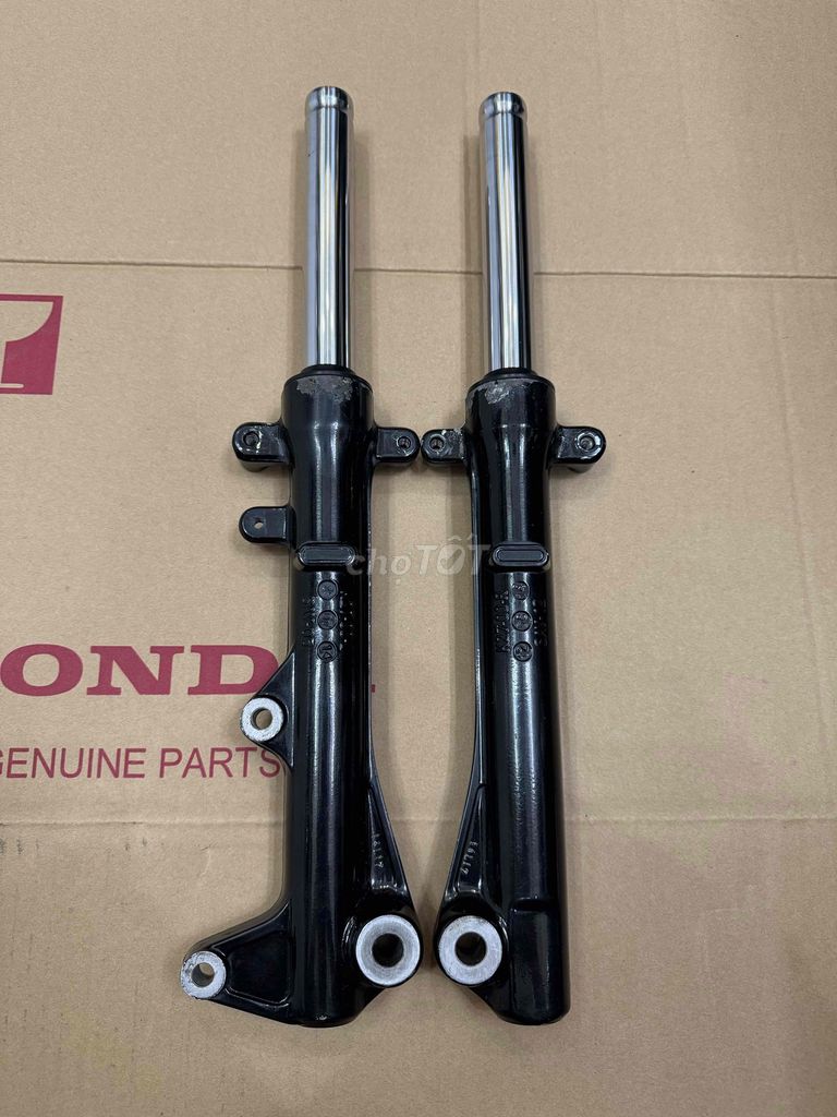 Phuộc trước theo xe Ab 2014. Mua bán Phụ tùng xe tại Quận 6 Tp Hồ Chí Minh được đăng bởi Trinh Trinh hình 1