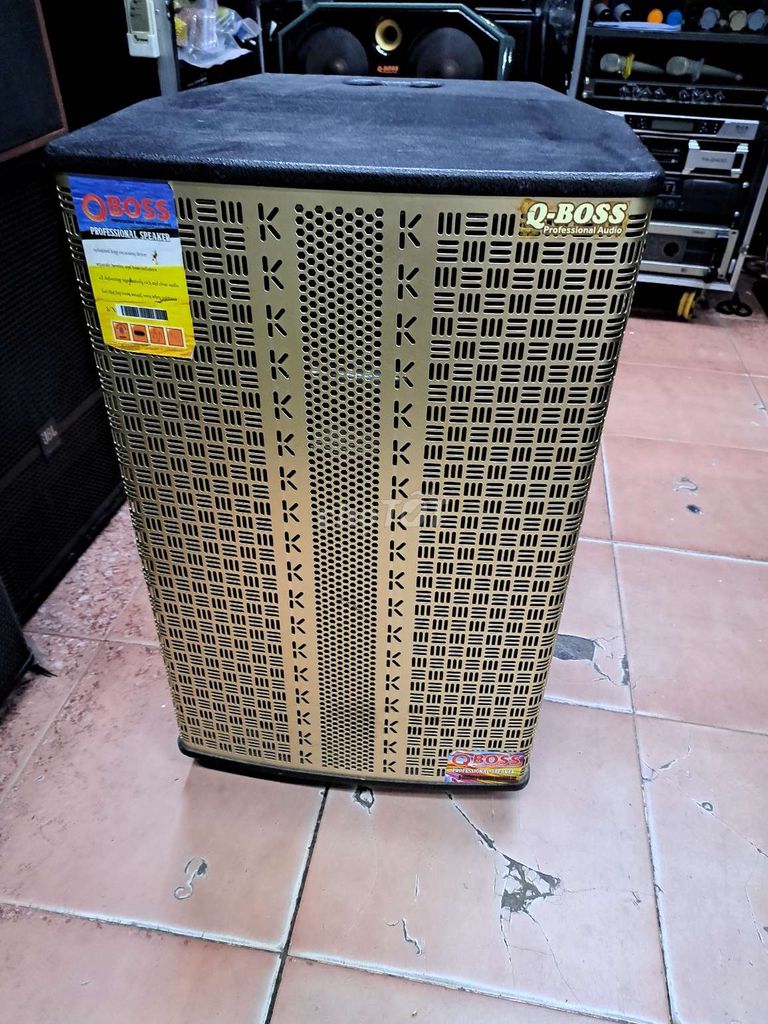 Loa kéo Q-BOSS 4 tấc Vàng đồng. Mua bán Tivi, Âm thanh tại Quận Tân Bình Tp Hồ Chí Minh được đăng bởi mili hình 1