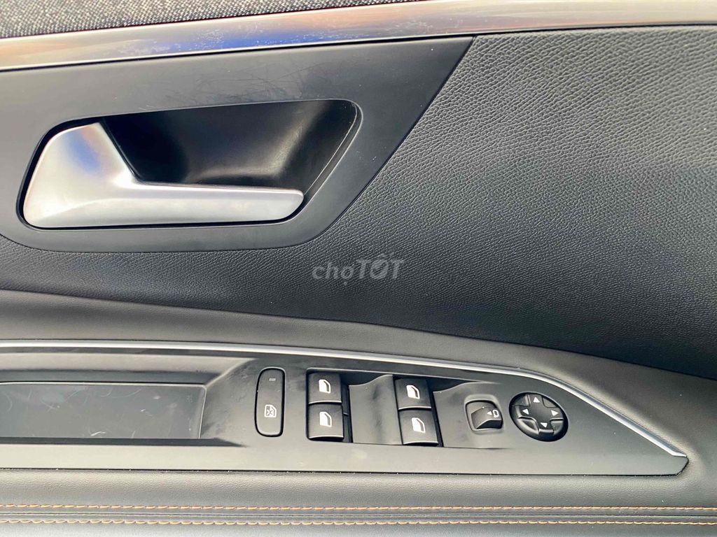 Peugeot 3008 2024 Premium - 9300 km. Mua bán Ô tô tại Thành phố Thủ Đức Tp Hồ Chí Minh được đăng bởi Quốc Nhẫn hình 11