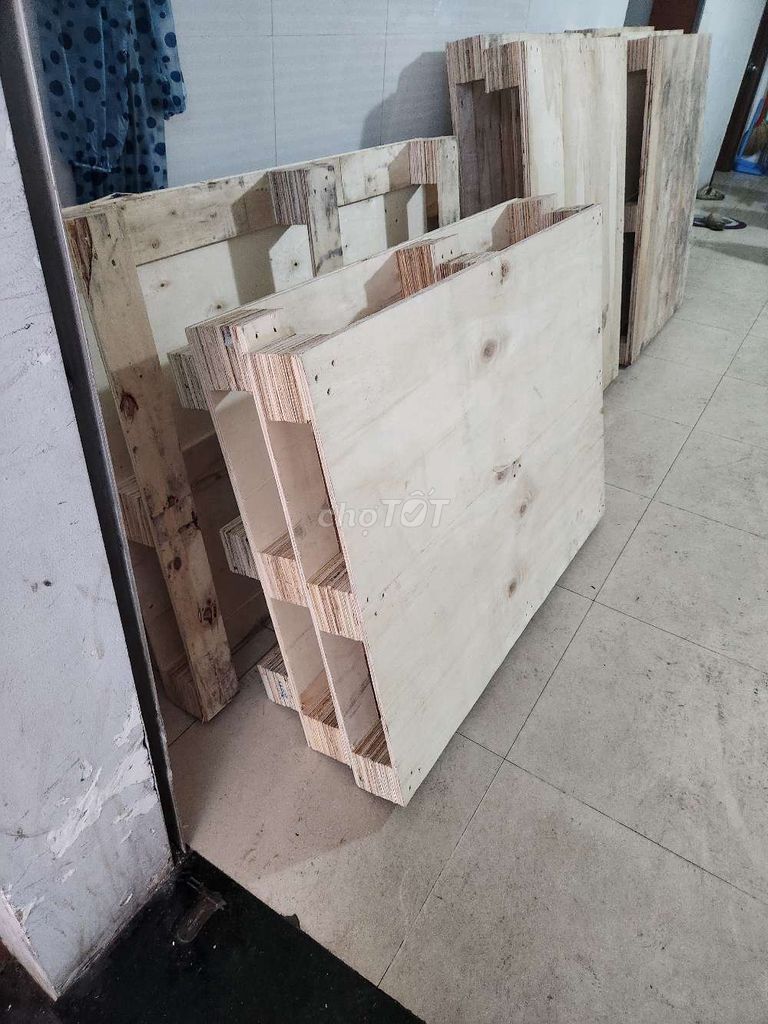 Pallet gỗ 80x1m2. Mua bán Giường, chăn ga gối nệm tại Quận Gò Vấp Tp Hồ Chí Minh được đăng bởi Dân hình 1