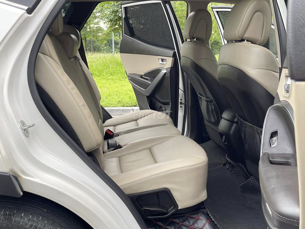 Hyundai SantaFe 2019 tiêu chuẩn 2.4L - 54,000 km.. Mua bán Ô tô tại Thành phố Thủ Đức Tp Hồ Chí Minh được đăng bởi Đức Tứ Bánh hình 11