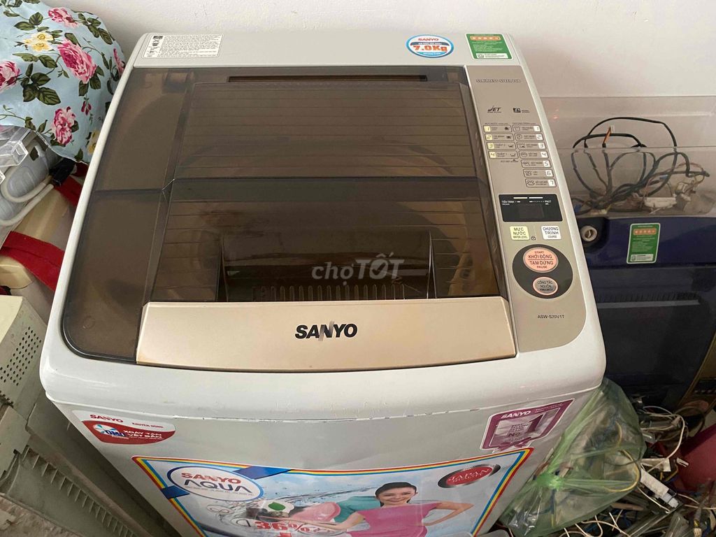 máy giặt sanyo 7kg còn tốt giặt vắt êm bán bh6t