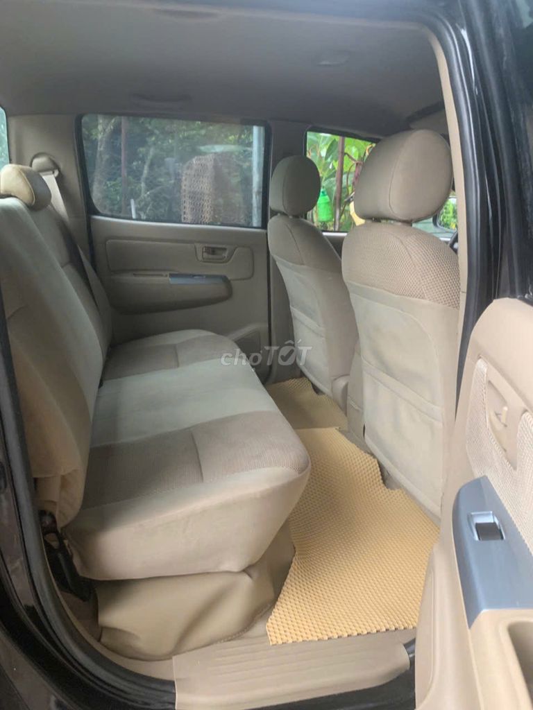 Toyota Hilux 2009 Đen 5 chỗ. Mua bán Ô tô tại Thành phố Pleiku Gia Lai được đăng bởi Huỳnh ngọc hiếu hình 4