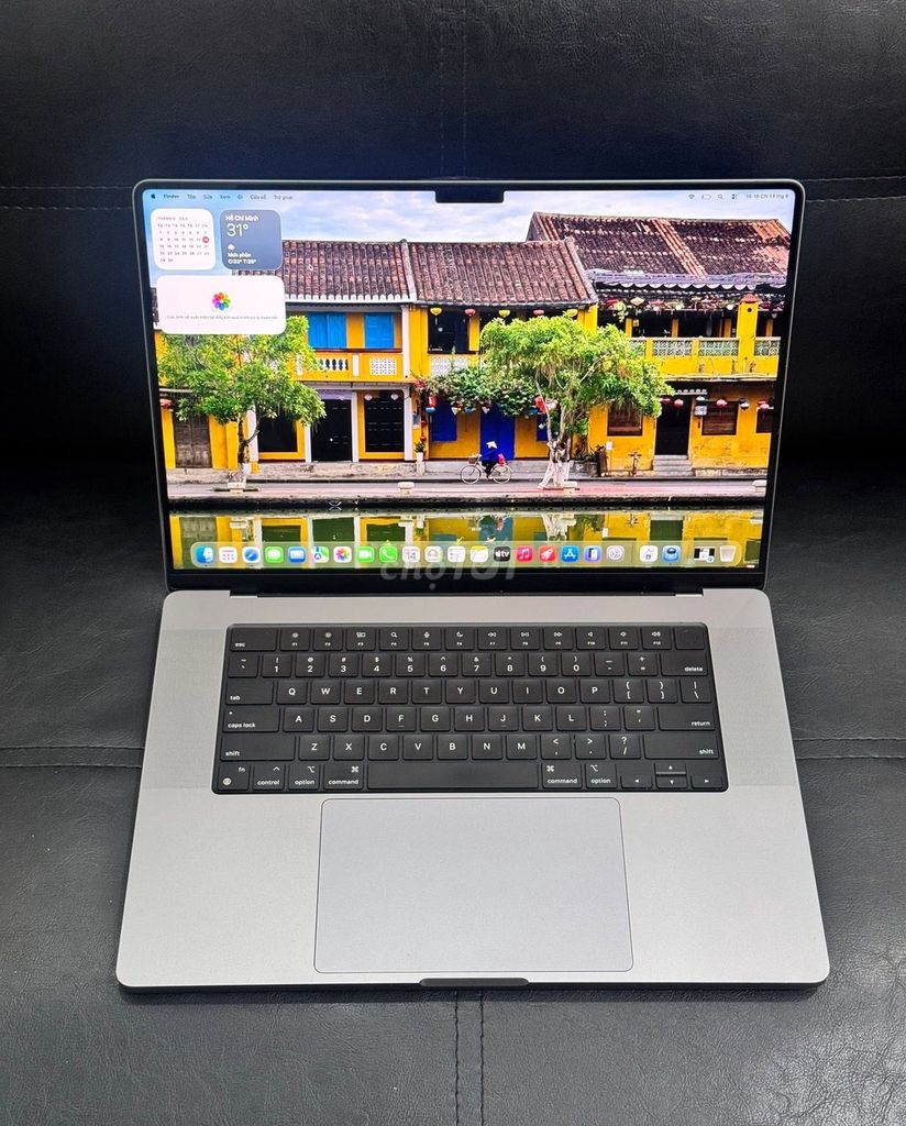MacBook Pro 16 inch M1 Max | 32G | 1TB | 32GPU. Mua bán Laptop tại Thành phố Qui Nhơn Bình Định được đăng bởi TTCenter 484 NÚI THÀNH hình 1