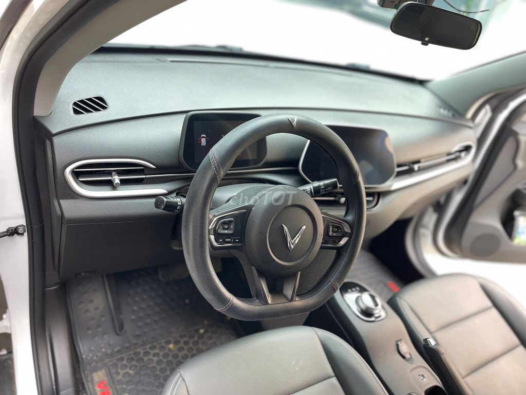 VinFast VF5 2025 Plus Trắng 5000 km. Mua bán Ô tô tại Thành phố Thủ Đức Tp Hồ Chí Minh được đăng bởi Mr Duy hình 11