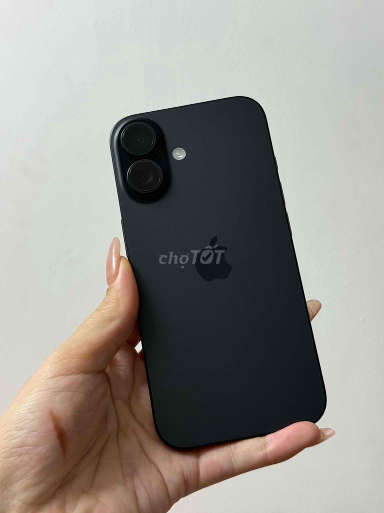 iPhone 17 Black 256Gb Quốc Tế Chưa Active. Mua bán Điện thoại tại Quận 5 Tp Hồ Chí Minh được đăng bởi Ánh Nguyệt hình 1