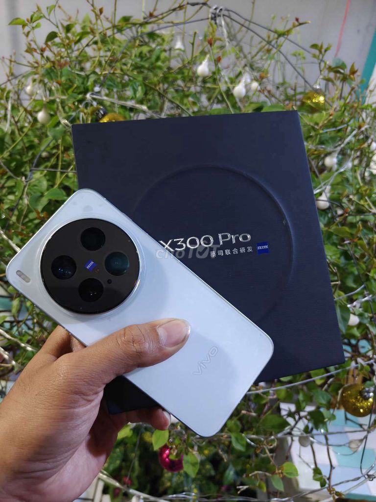 Vivo X300 Pro 256GB Xanh đẹp sạc 3 lần pin 100. Mua bán Điện thoại tại Quận 10 Tp Hồ Chí Minh được đăng bởi thanh liêm hình 1