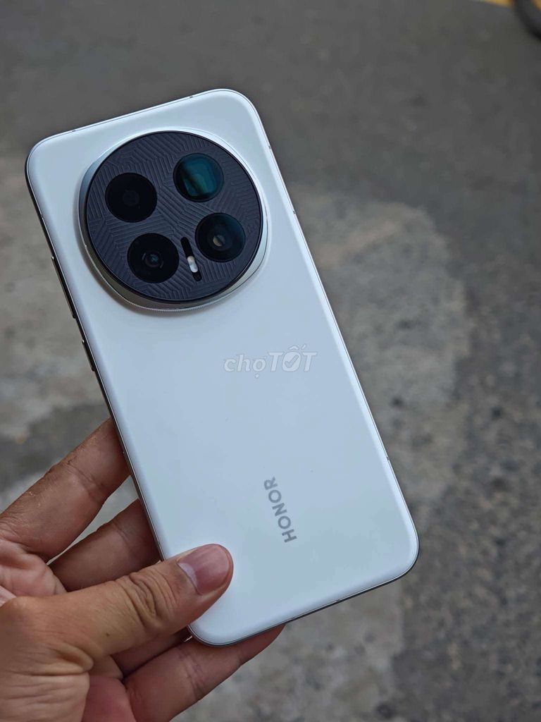 Honor Magic8 Pro 16/512Gb bán hoặc đổi. Mua bán Điện thoại tại Quận Hải Châu Đà Nẵng được đăng bởi Nguyễn Hưng hình 1
