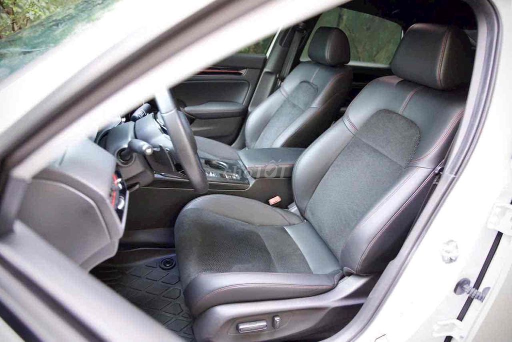 Honda Civic e:HEV Hybrid 2024 Siêu Đẹp Hãng Bán. Mua bán Ô tô tại Quận 7 Tp Hồ Chí Minh được đăng bởi Honda Ôtô SG Quận 7 hình 10