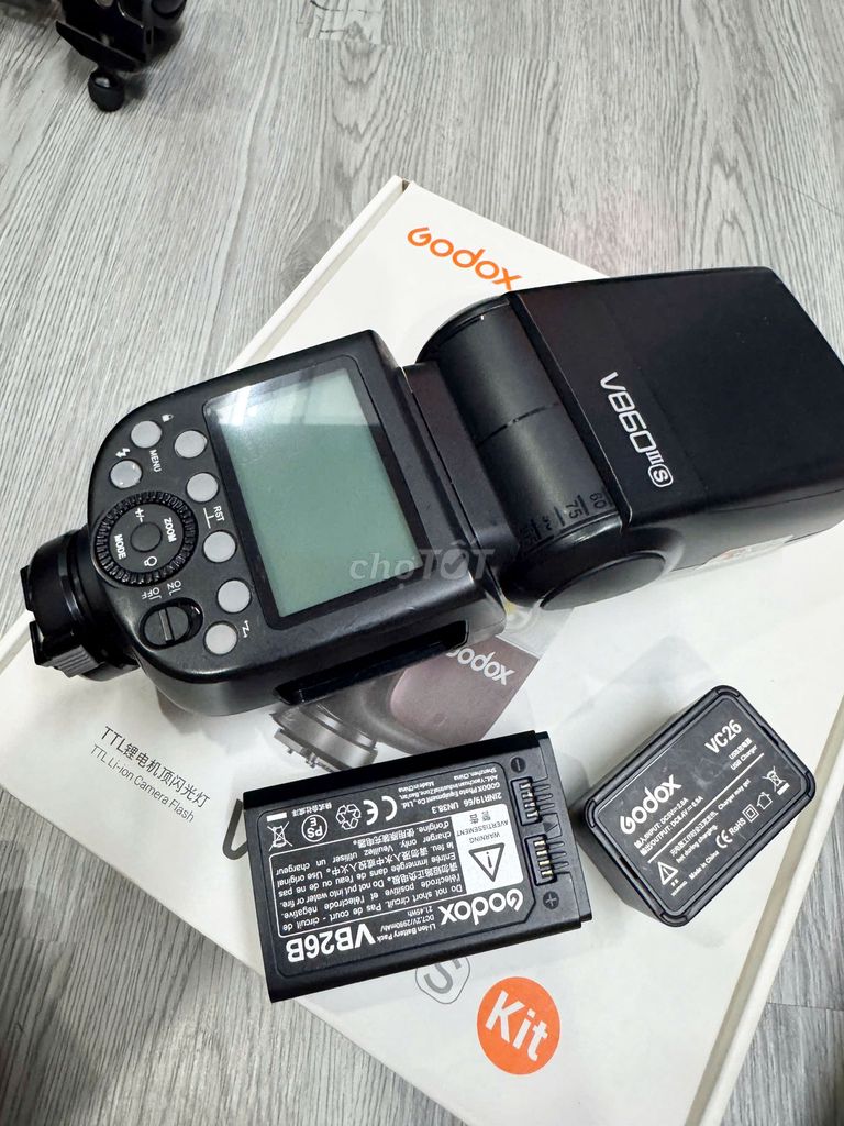 Đèn flash Godox V860III Đen. Mua bán Máy ảnh, Máy quay tại Thành phố Thủ Dầu Một Bình Dương được đăng bởi ngoan phan hình 1