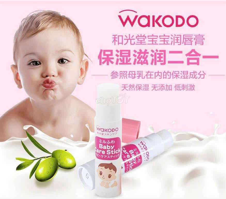 Son dưỡng môi cho bé wakodo nhật