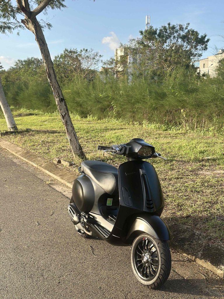 Piaggio Vespa Sprint Đen nhám Đã qua sử dụng. Mua bán Xe máy tại Quận Liên Chiểu Đà Nẵng được đăng bởi anh tu hình 3