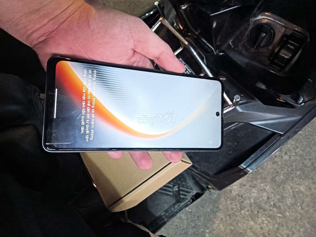 Tecno Pova 7 8GB/128GB Đã sử dụng. Mua bán Điện thoại tại Quận Gò Vấp Tp Hồ Chí Minh được đăng bởi Sang Nguyễn hình 1