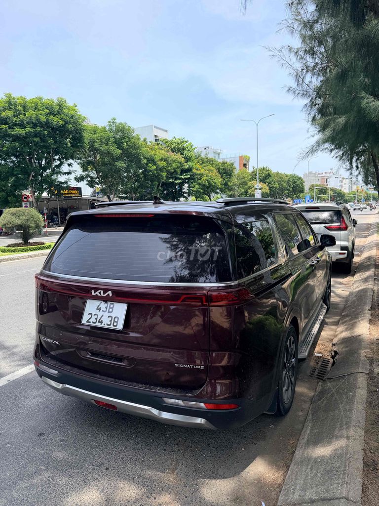 Kia Carnival Signature 2022 Бензин