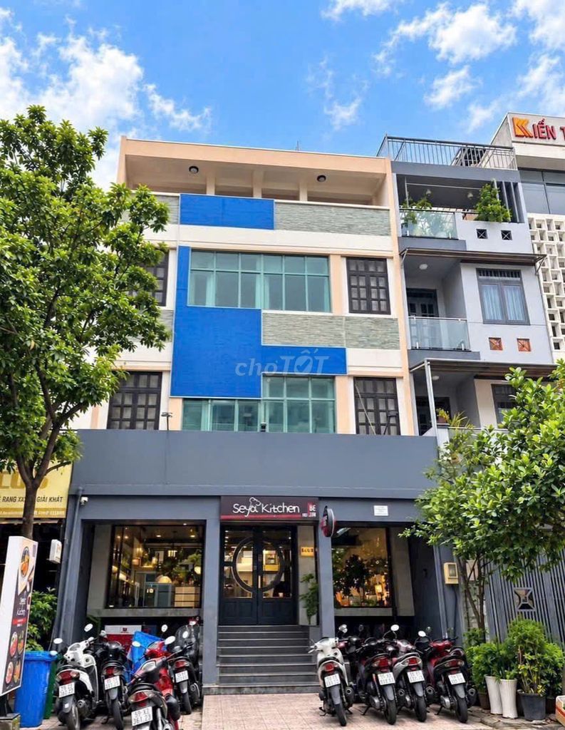 Аренда · 6 комн. · 160 м² · Quận Tân Bình, ул. Đường Phổ Quang