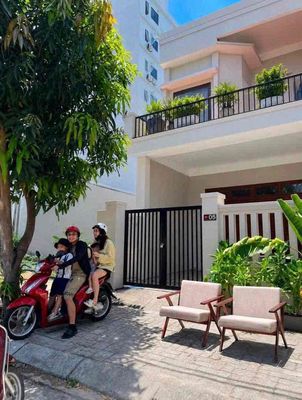 Rent · 3 bd · 100 м² · Quận Ngũ Hành Sơn, ул. Đường Đông Hải 3
