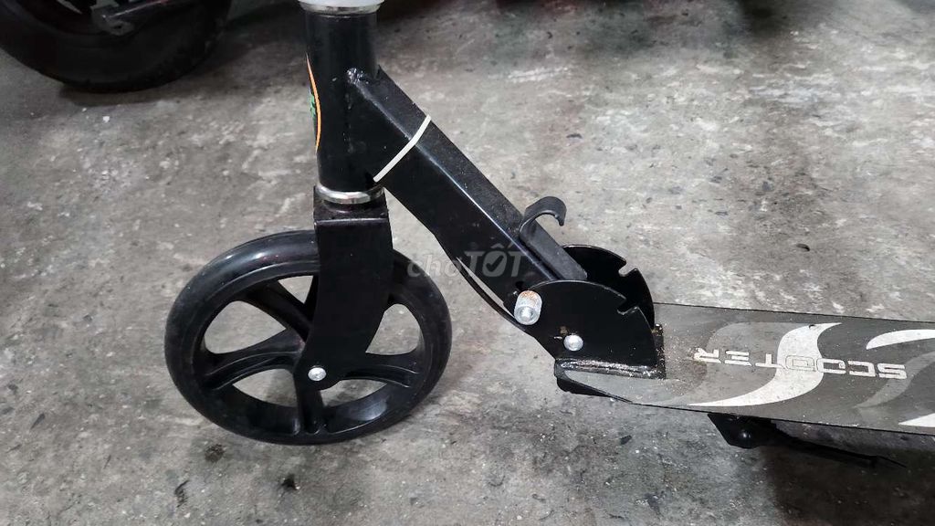 Xe scooter cho bé từ 4 tới 10 tuổi