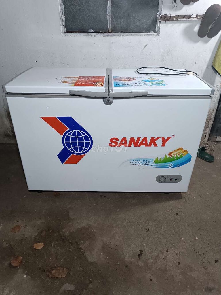 Thanh lý tủ đông Sanaky inverter 305 lít xài ok