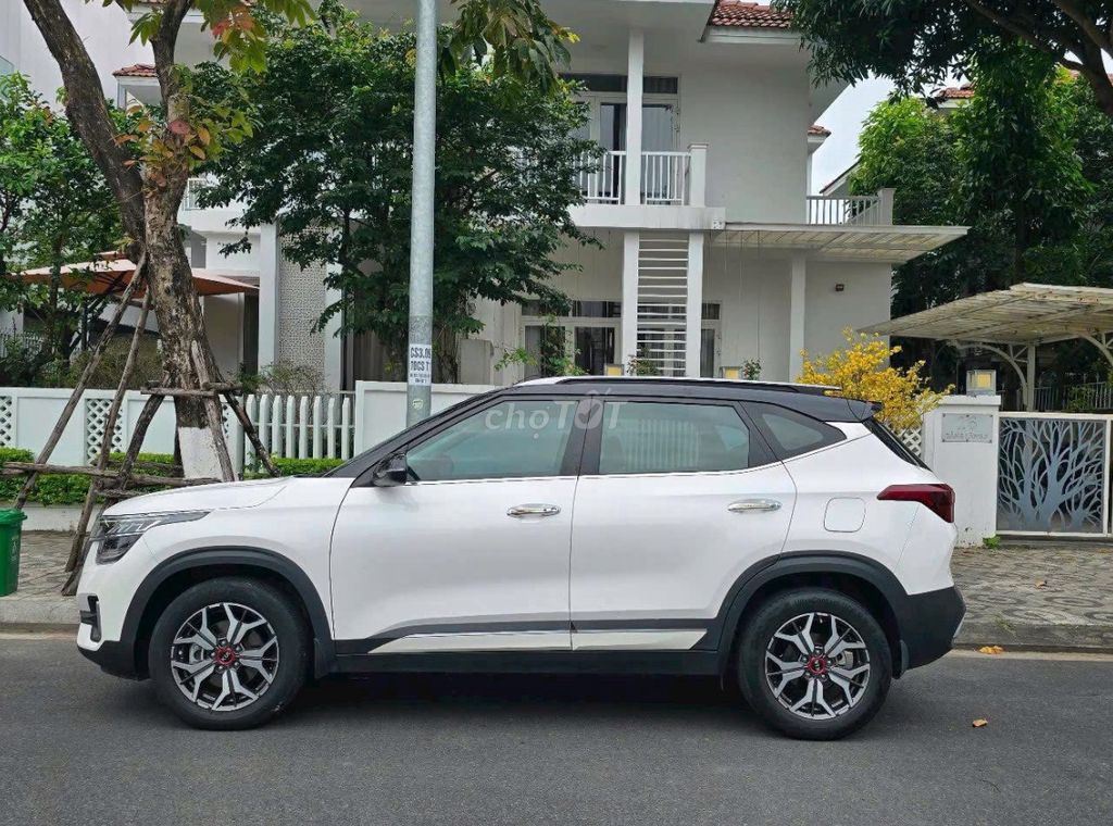 KIA Seltos 2021 Luxury 82.000 km. Mua bán Ô tô tại Quận Hải Châu Đà Nẵng được đăng bởi võ đông sơn hình 1
