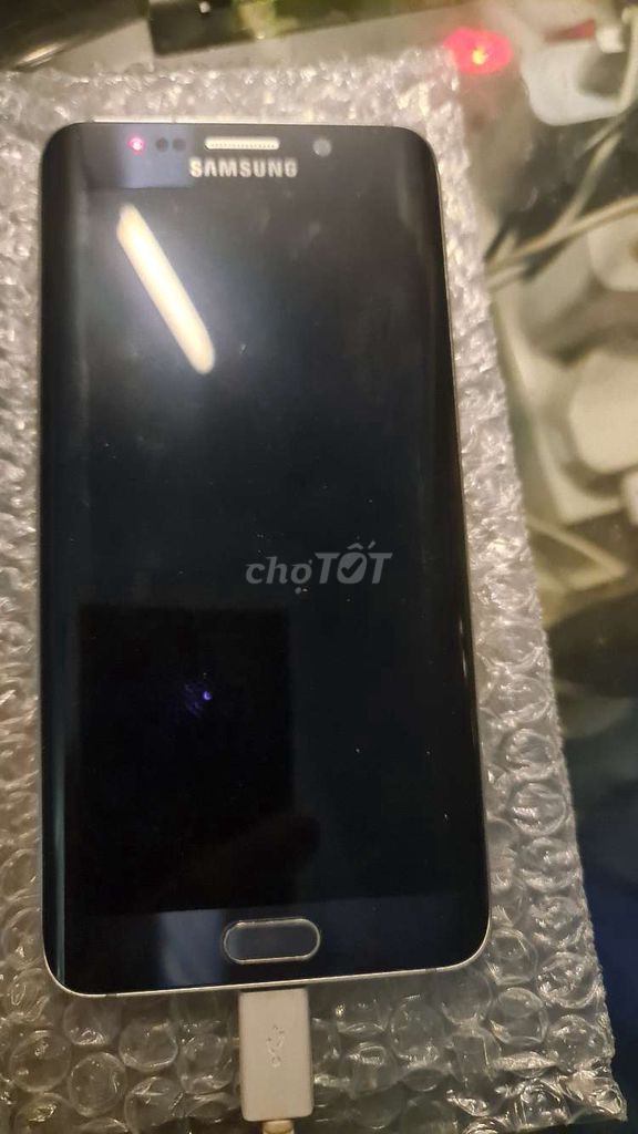 Samsung S6 Edge. Mua bán Điện thoại tại Quận Tân Bình Tp Hồ Chí Minh được đăng bởi HoangNguyen hình 1