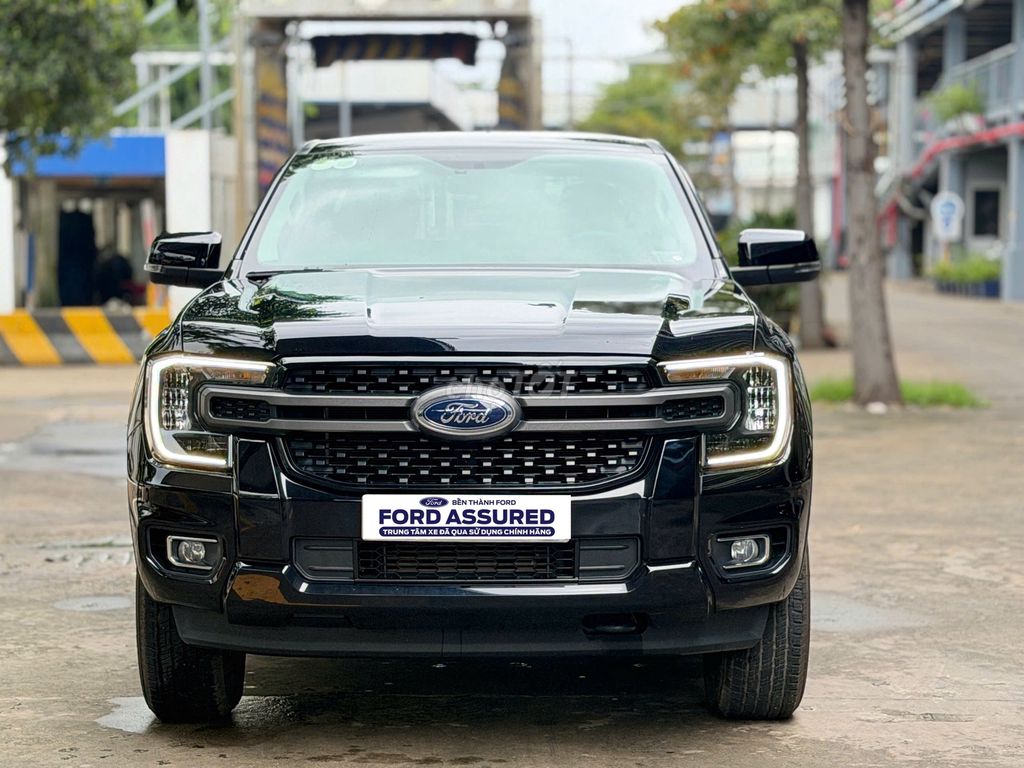 Ford Ranger 2025 почти новый, кредит банка 75%
