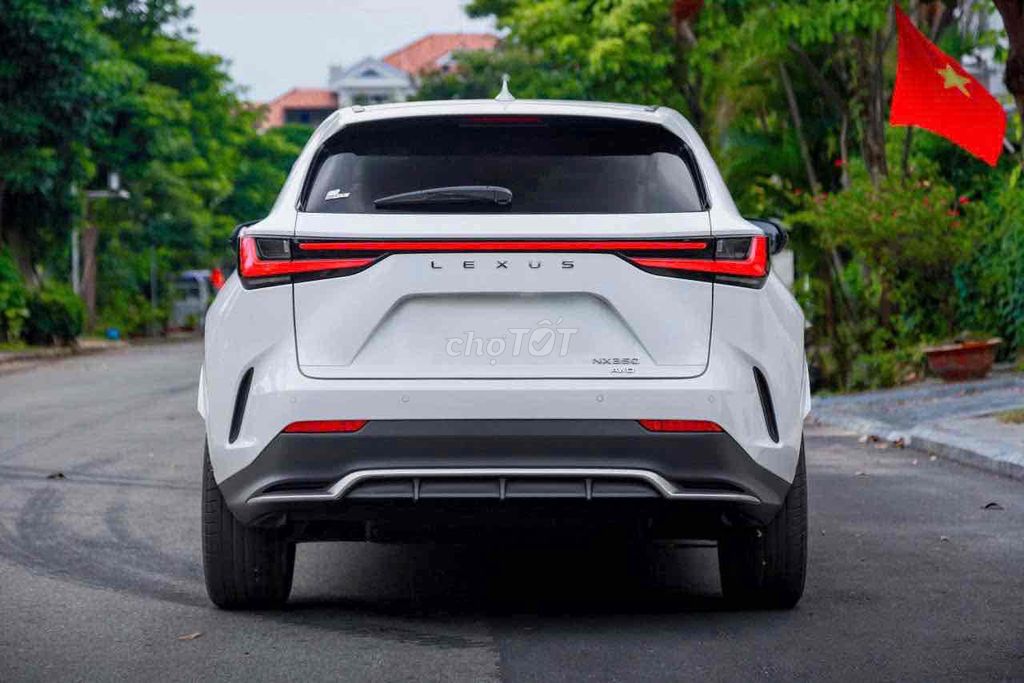 Lexus NX 2023 - 38000 km. Mua bán Ô tô tại Quận 7 Tp Hồ Chí Minh được đăng bởi Khánh Vi hình 4