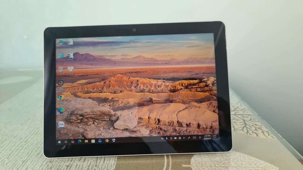 Surface go 1. Mua bán Máy tính bảng tại Thành phố Trà Vinh Trà Vinh được đăng bởi Như Quỳnh  hình 1