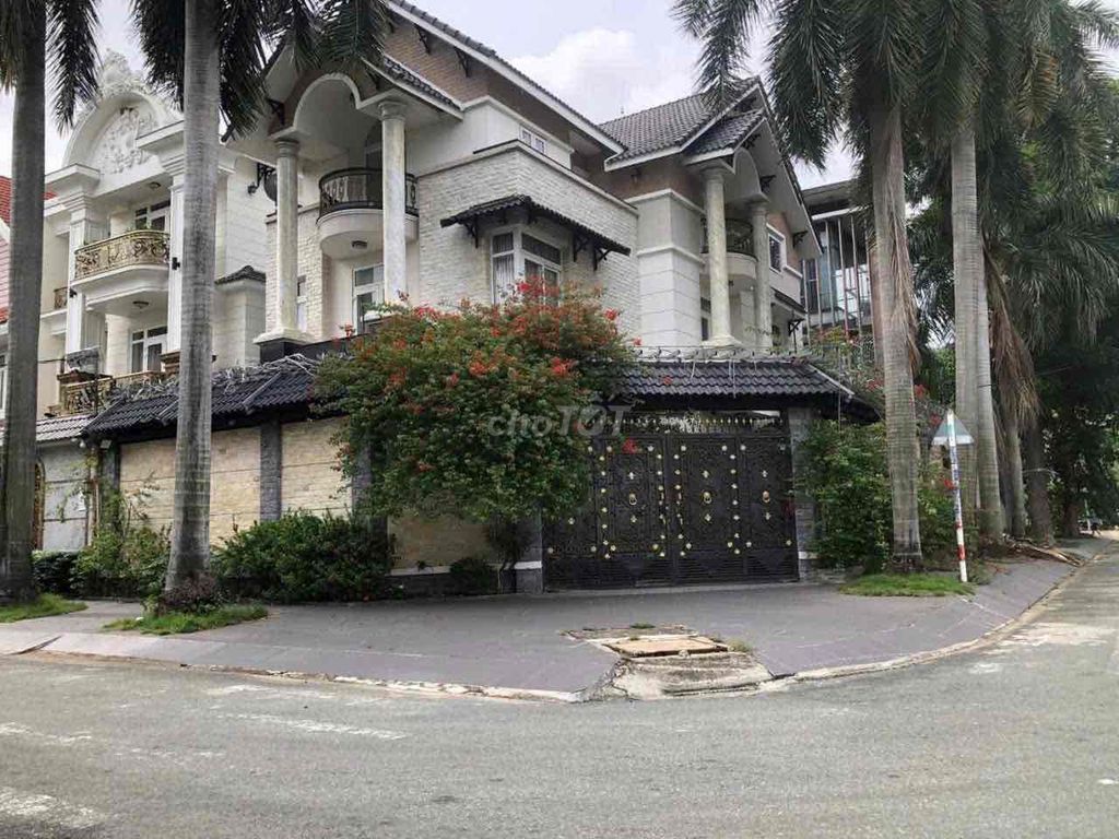 Аренда · 3 комн. · 200 м² · Quận Bình Tân, ул. Đường 34