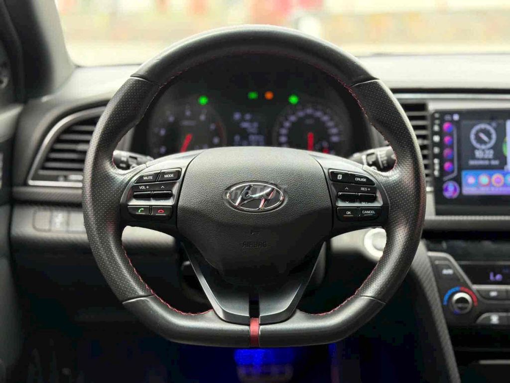 Hyundai Elantra 2019 Sport 1.6 AT - 660000 km. Mua bán Ô tô tại Thành phố Thủ Đức Tp Hồ Chí Minh được đăng bởi Thy Ôtô Cũ Miền Nam hình 10