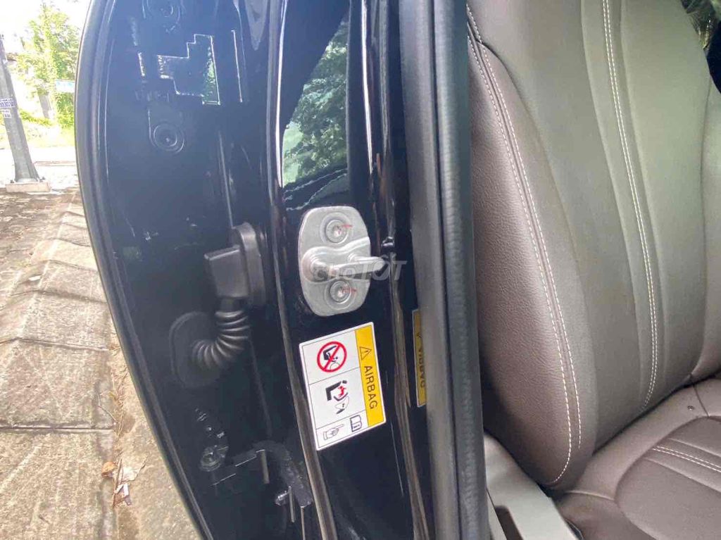 VinFast Lux A2.0 2021 - 68000 km. Mua bán Ô tô tại Quận Ninh Kiều Cần Thơ được đăng bởi Hồ Trường Huy Phong hình 4