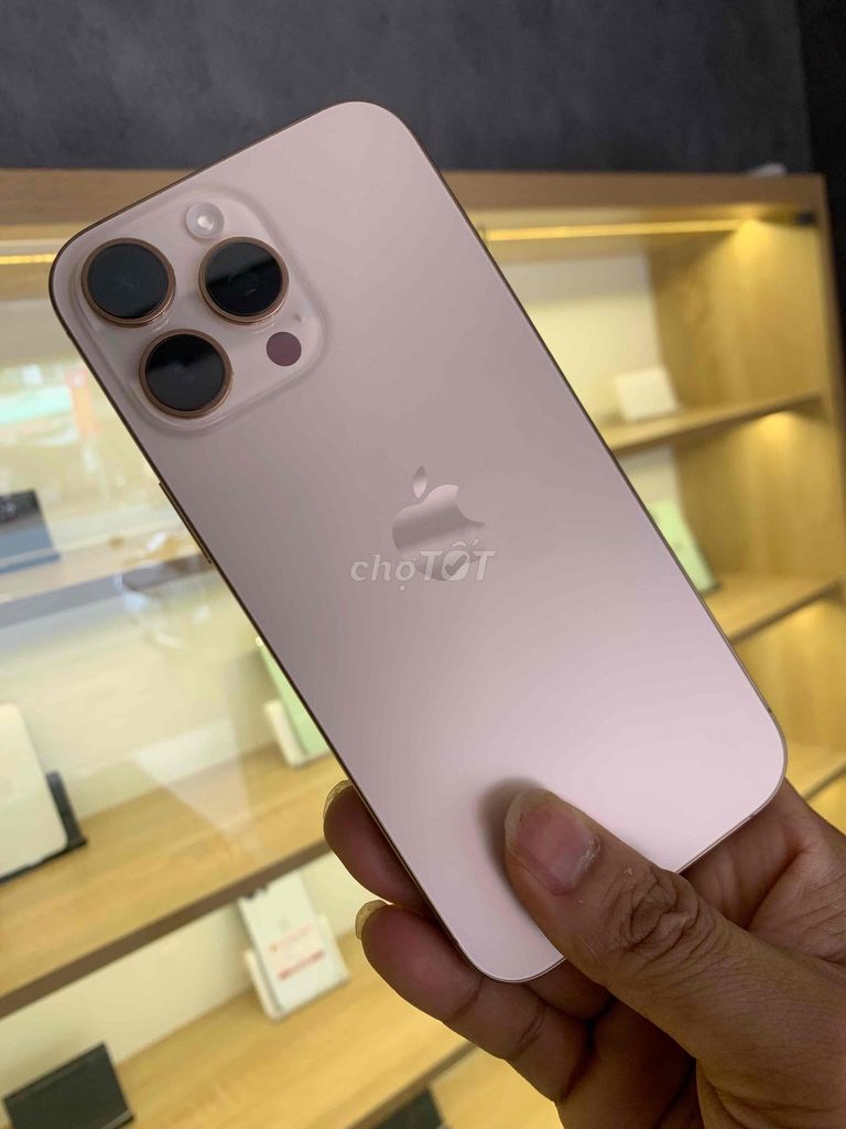 iPhone 16 Pro Max 512GB quốc tế đẹp keng pin 98%. Mua bán Điện thoại tại Quận Ninh Kiều Cần Thơ được đăng bởi shop một chín tám tám hình 1