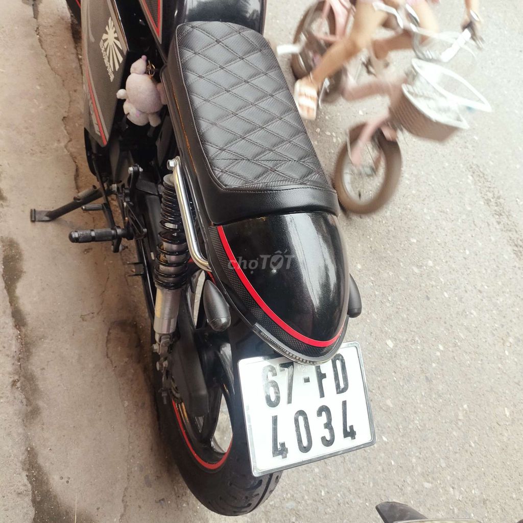 Dao bán xe nhà đi giữ gìn tốt. Mua bán Xe máy tại Quận Tây Hồ Hà Nội được đăng bởi Hawngin hình 2