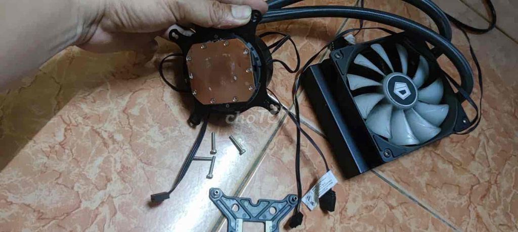 Tản nhiệt nước AOI Đen. Mua bán Phụ kiện (Màn hình, Chuột...) tại Quận Liên Chiểu Đà Nẵng được đăng bởi anh tuấn hình 1