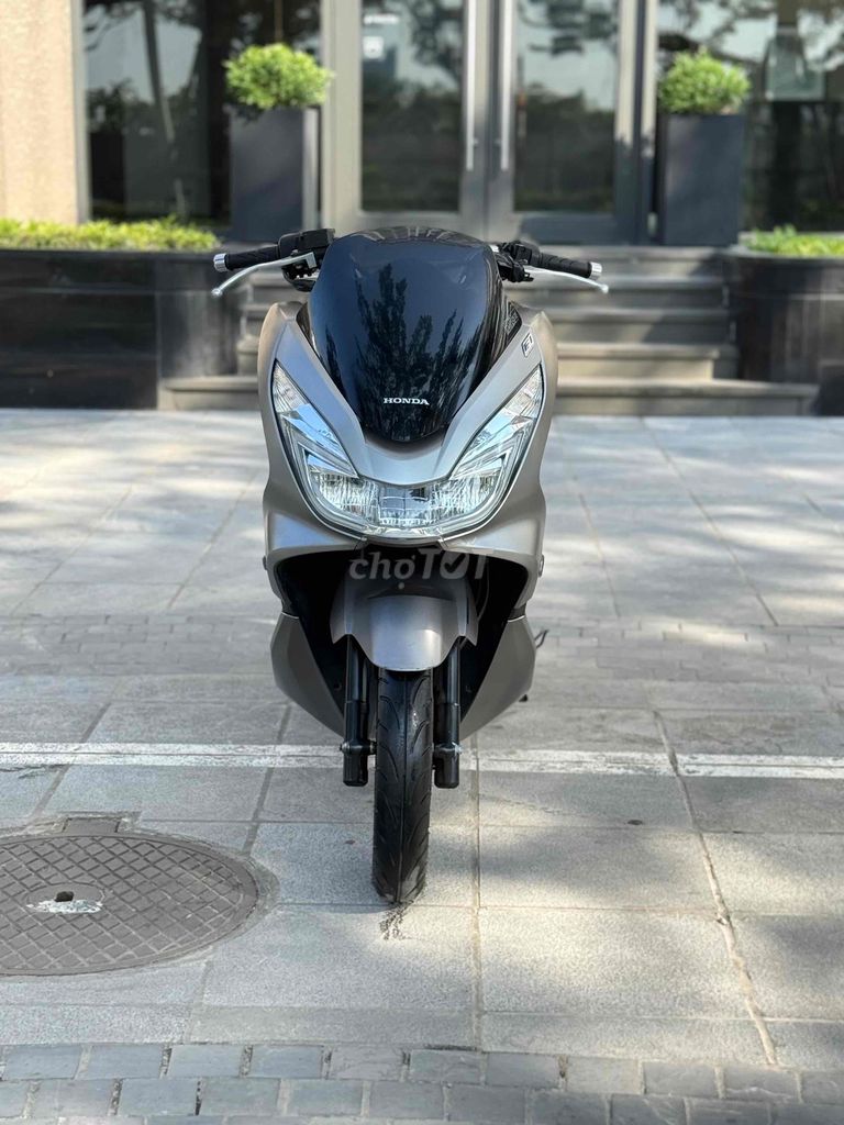Honda PCX125 Classic 2015 Bạc Nhám Đẹp Nguyên. Mua bán Xe máy tại Quận Ba Đình Hà Nội được đăng bởi Xe Máy Nam Thi hình 6