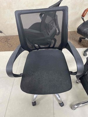 mình dọn nhà cần thanh lý ghế xoay văn phòng. Mua bán Bàn ghế tại Huyện Bình Chánh Tp Hồ Chí Minh được đăng bởi Tuyết Hồng