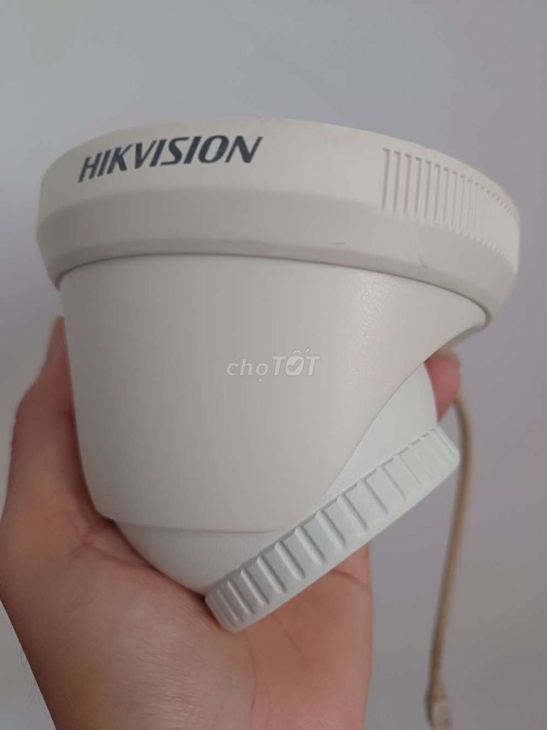 Camera ipc POE hikvision 3mp thanh lý