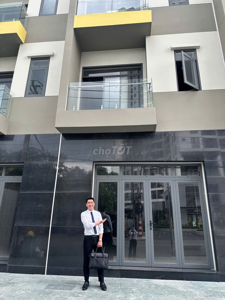 NHÀ PHỐ EDEN PARK – MẶT TIỀN BÌNH THUNG, DĨ AN, cạnh làng đại học HCM