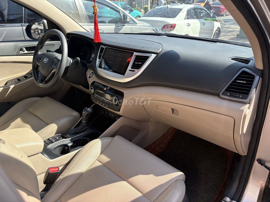 Hyundai Tucson 2018 2.0 ATH - 61000 km. Mua bán Ô tô tại Huyện Đức Trọng Lâm Đồng được đăng bởi Nguyễn Hữu Dự hình 8