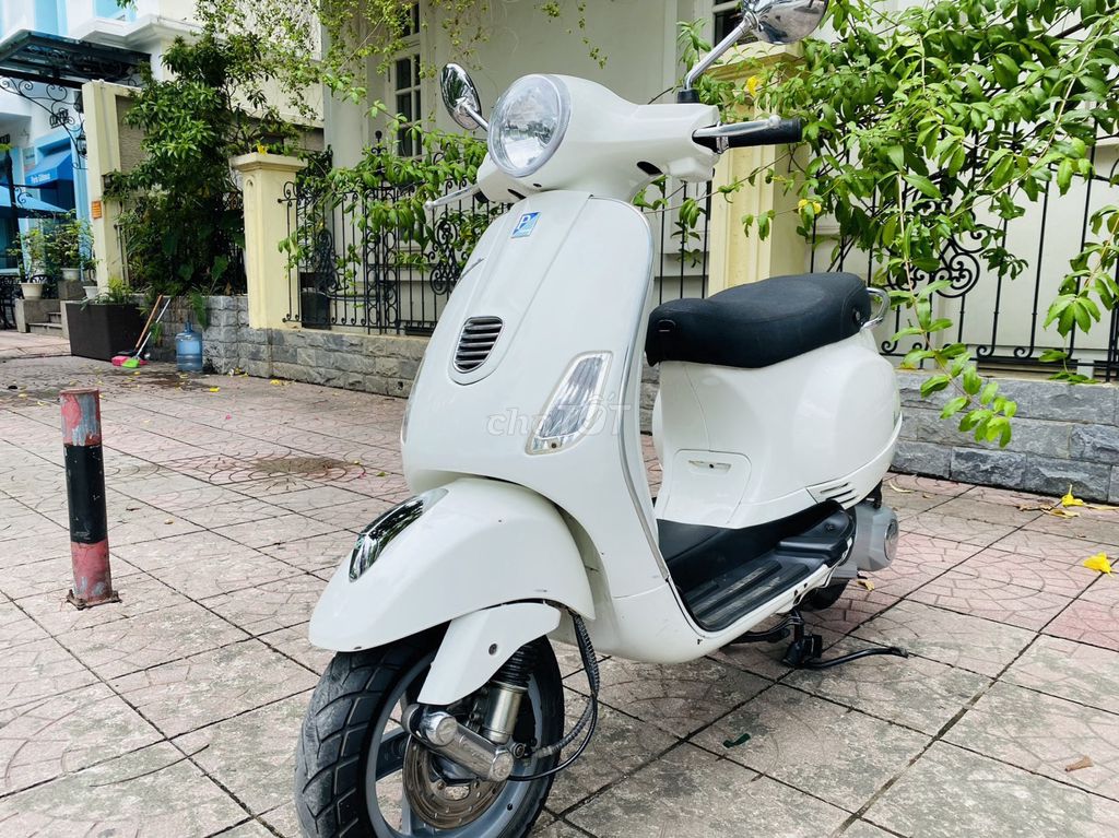 PIAGGIO VESPA 125-3vie TRẮNG BIỂN 29 CHÍNH CHỦ. Mua bán Xe máy tại Quận Bắc Từ Liêm Hà Nội được đăng bởi Lộc Phát hình 5