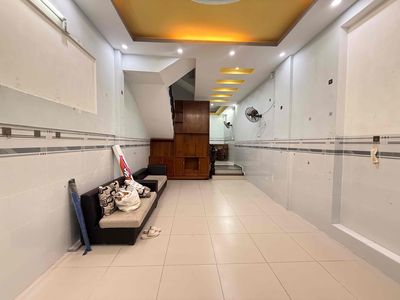 Аренда · 4 комн. · 80 м² · Huyện Nhà Bè, ул. Hẻm 1806 Huỳnh Tấn Phát