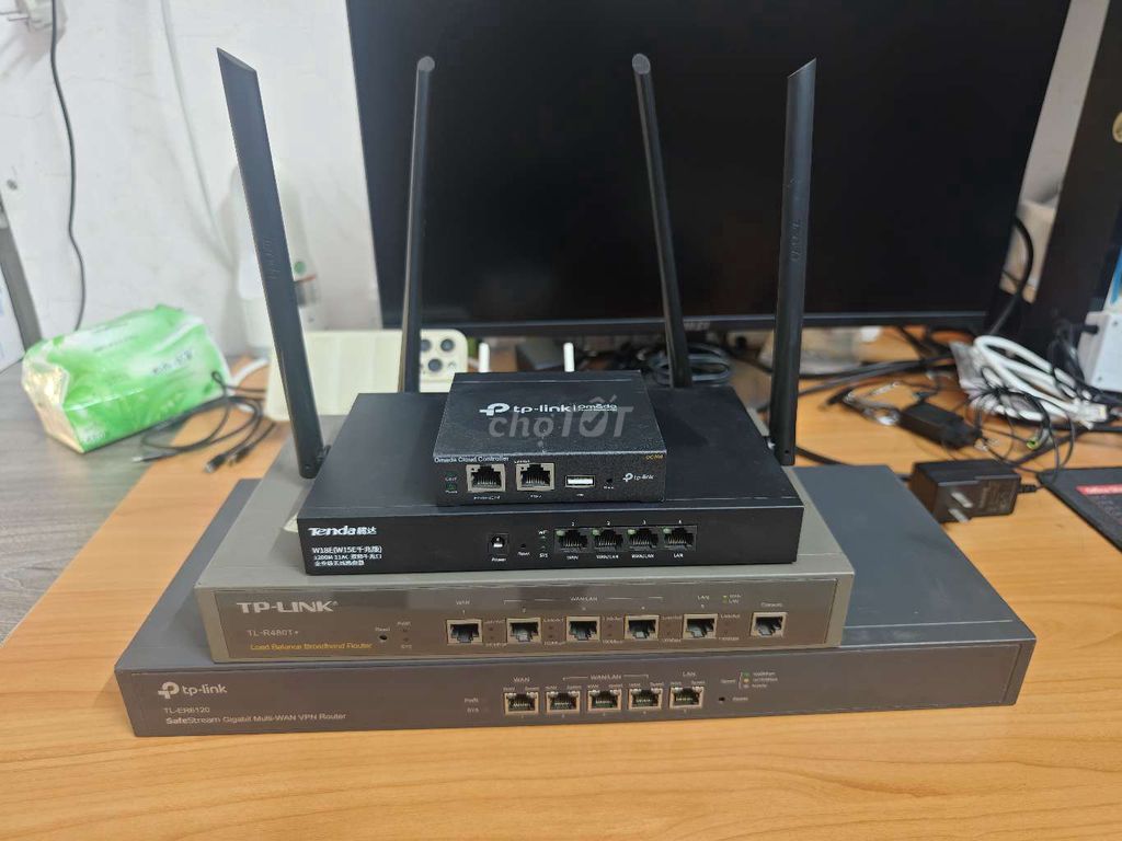Router cân bằng tải TP-Link Tenda. Mua bán Phụ kiện (Màn hình, Chuột...) tại Thị xã Từ Sơn Bắc Ninh được đăng bởi PHÚC LỘC hình 1