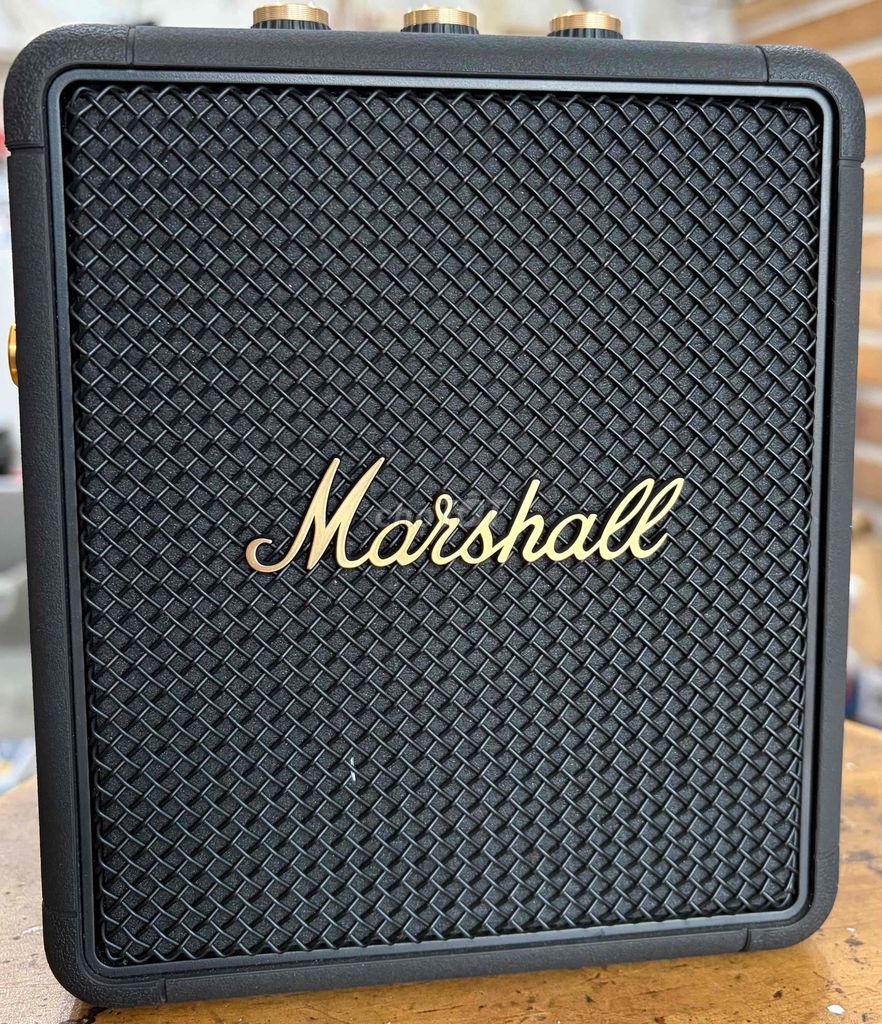 Loa di động Marshall Stockwell II Bluetooth. Mua bán Tivi, Âm thanh tại Huyện Bình Chánh Tp Hồ Chí Minh được đăng bởi Thanh lâm hình 1