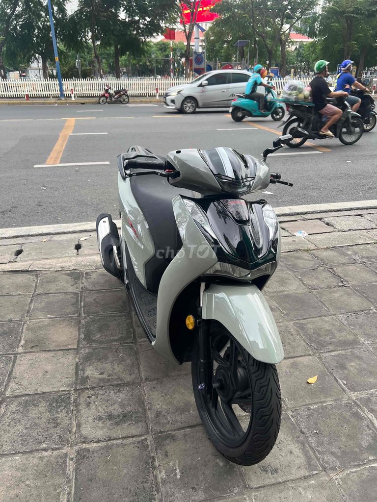 SH 150 ABS xám xi măng BSTP chính chủ. Mua bán Xe máy tại Quận 10 Tp Hồ Chí Minh được đăng bởi Nam hà hình 5