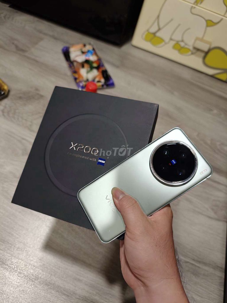 Vivo X200(16/512)Quốc tế màu xanh fullbox gl. Mua bán Điện thoại tại Quận 5 Tp Hồ Chí Minh được đăng bởi Strawberry Táo hình 1
