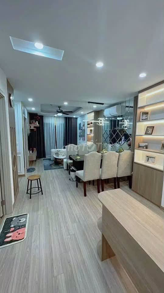 Продажа 2-комнатной квартиры с видом на озеро Feliz Homes Hoang Mai