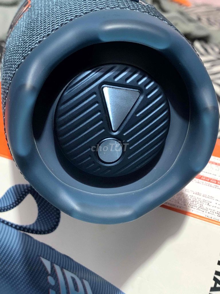 Loa Bluetooth JBL Charge 6 Xanh. Mua bán Tivi, Âm thanh tại Thành phố Dĩ An Bình Dương được đăng bởi Luân Cùi Bắp hình 1