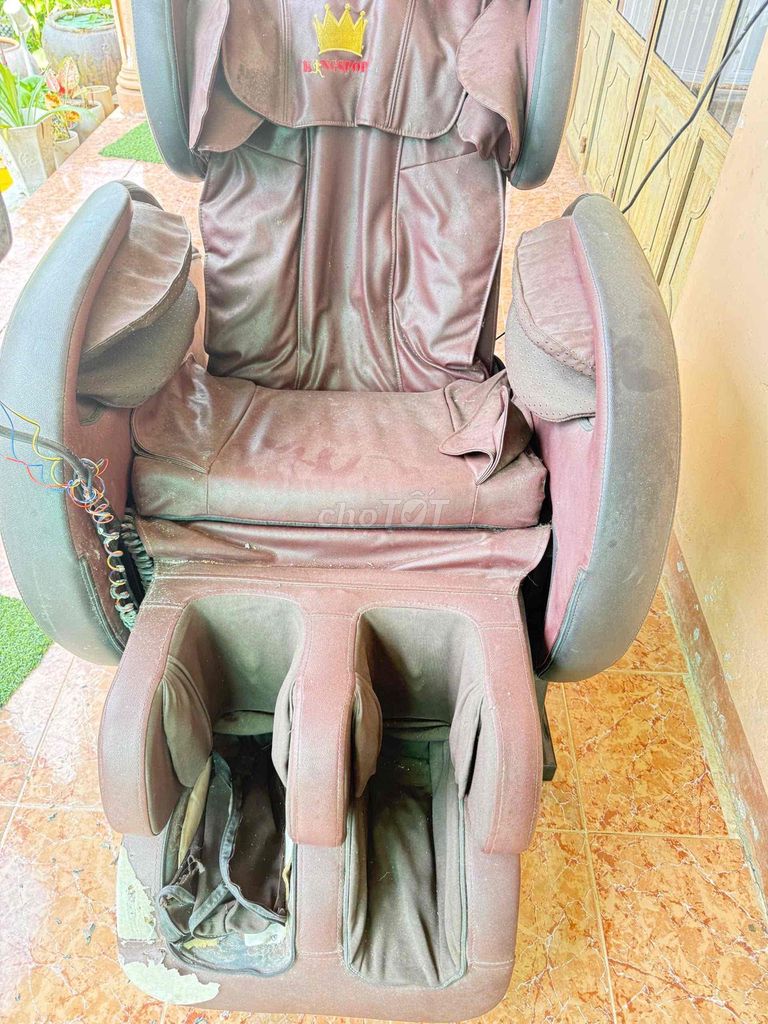 Ghế massage Kingsport G1 Nâu. Mua bán Nội thất, đồ gia dụng khác tại Huyện Càng Long Trà Vinh được đăng bởi ThuNgân92 hình 1