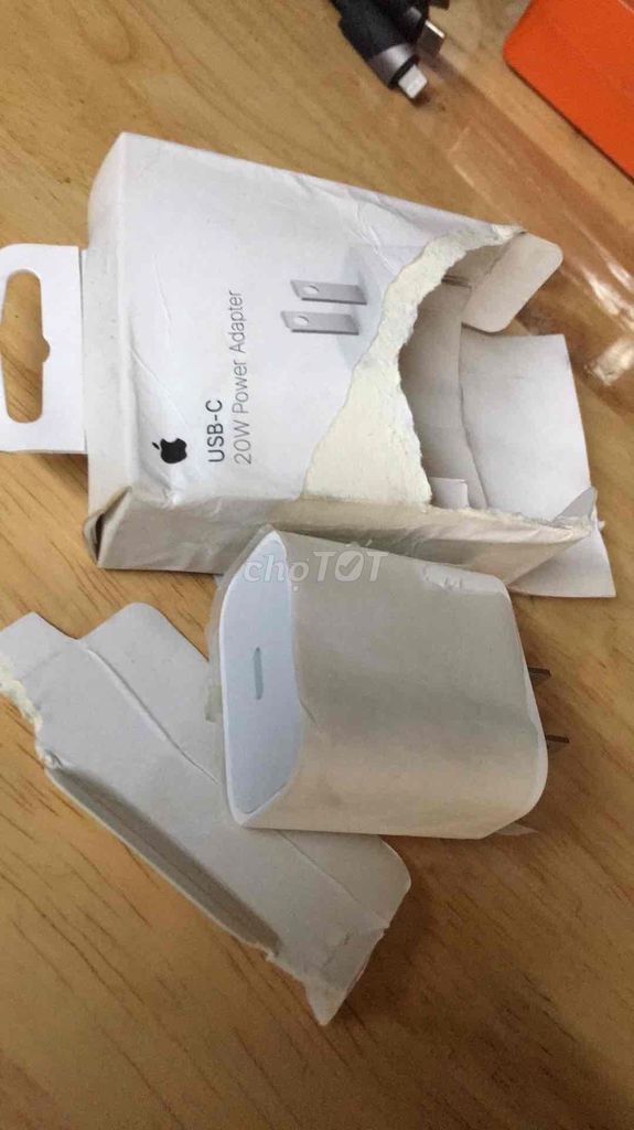 cục sạc iphone 20w hộp rách bán rẻ. Mua bán Phụ kiện (Màn hình, Chuột...) tại Thành phố Thủ Đức Tp Hồ Chí Minh được đăng bởi Cũ Giá Rẻ hình 1