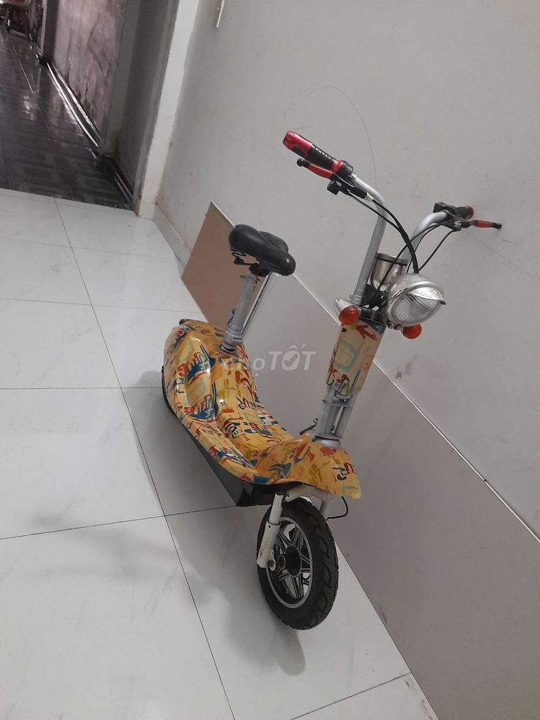 Xe đạp điện mini nhỏ gọn như hình. Mua bán Xe điện tại Quận Tân Bình Tp Hồ Chí Minh được đăng bởi chi hình 6