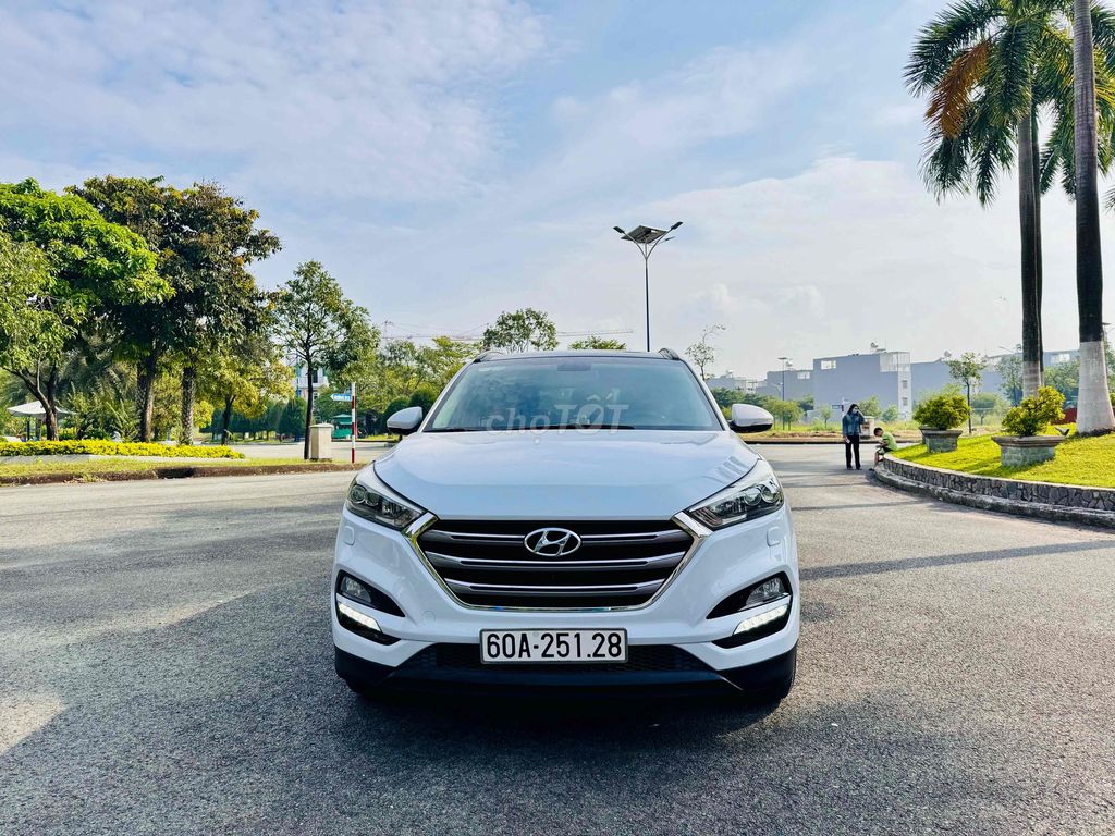 Hyundai Tucson 2015 2.0 AT bản Full nhập cực ngon. Mua bán Ô tô tại Thành phố Thủ Đức Tp Hồ Chí Minh được đăng bởi Trần Quốc Bảo hình 1